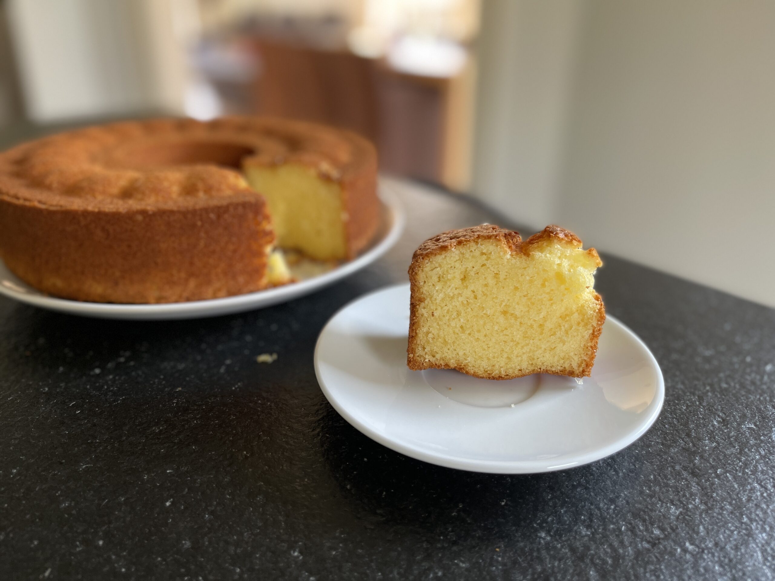 cake met advocaat scaled